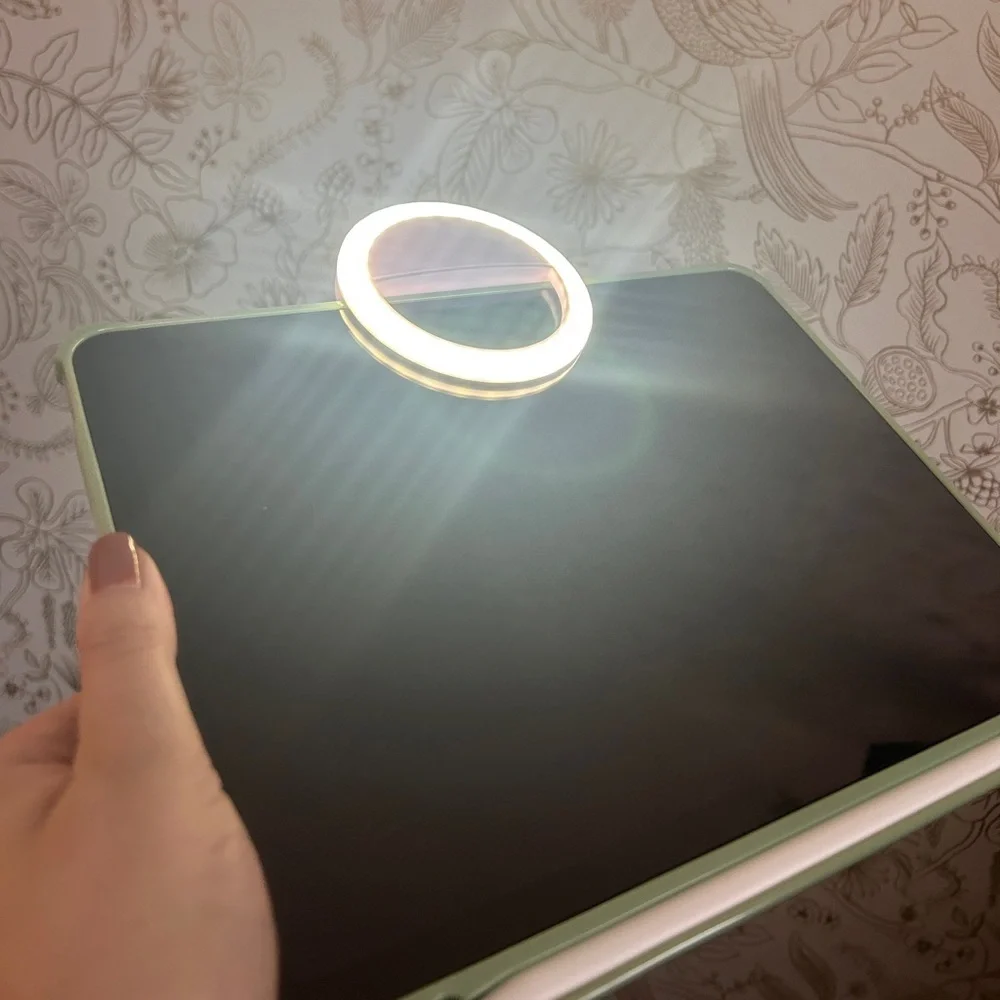 High-Quality LED Selfie Ring Light - Battery Rechargeable- NIB